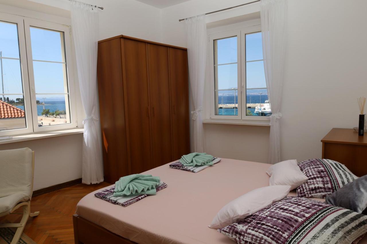 Apartman Dajana Supetar Exteriör bild