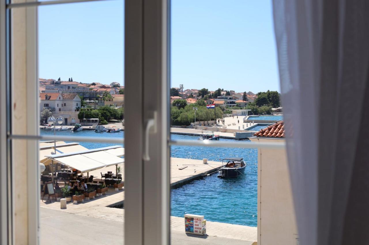 Apartman Dajana Supetar Exteriör bild