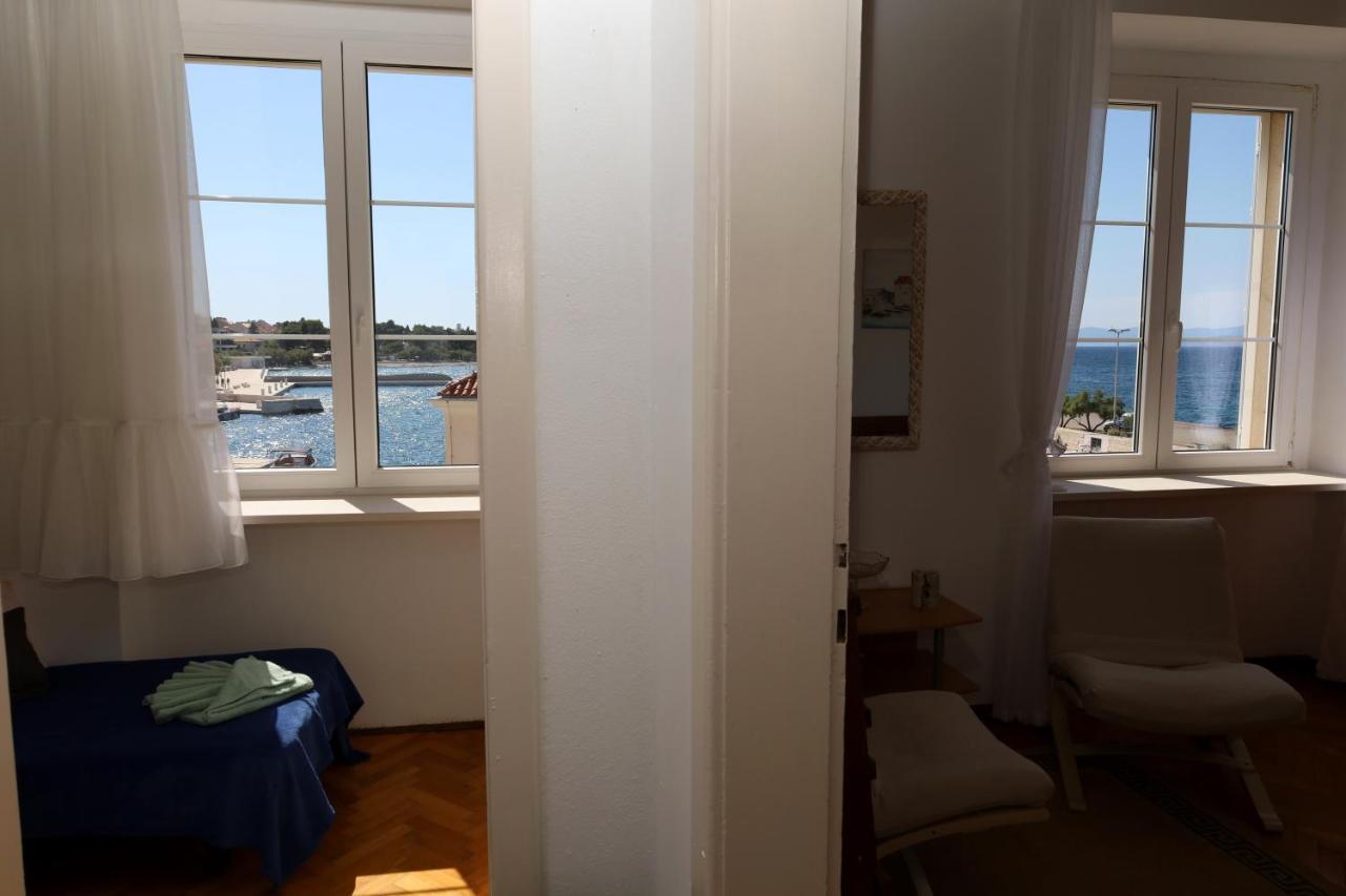 Apartman Dajana Supetar Exteriör bild