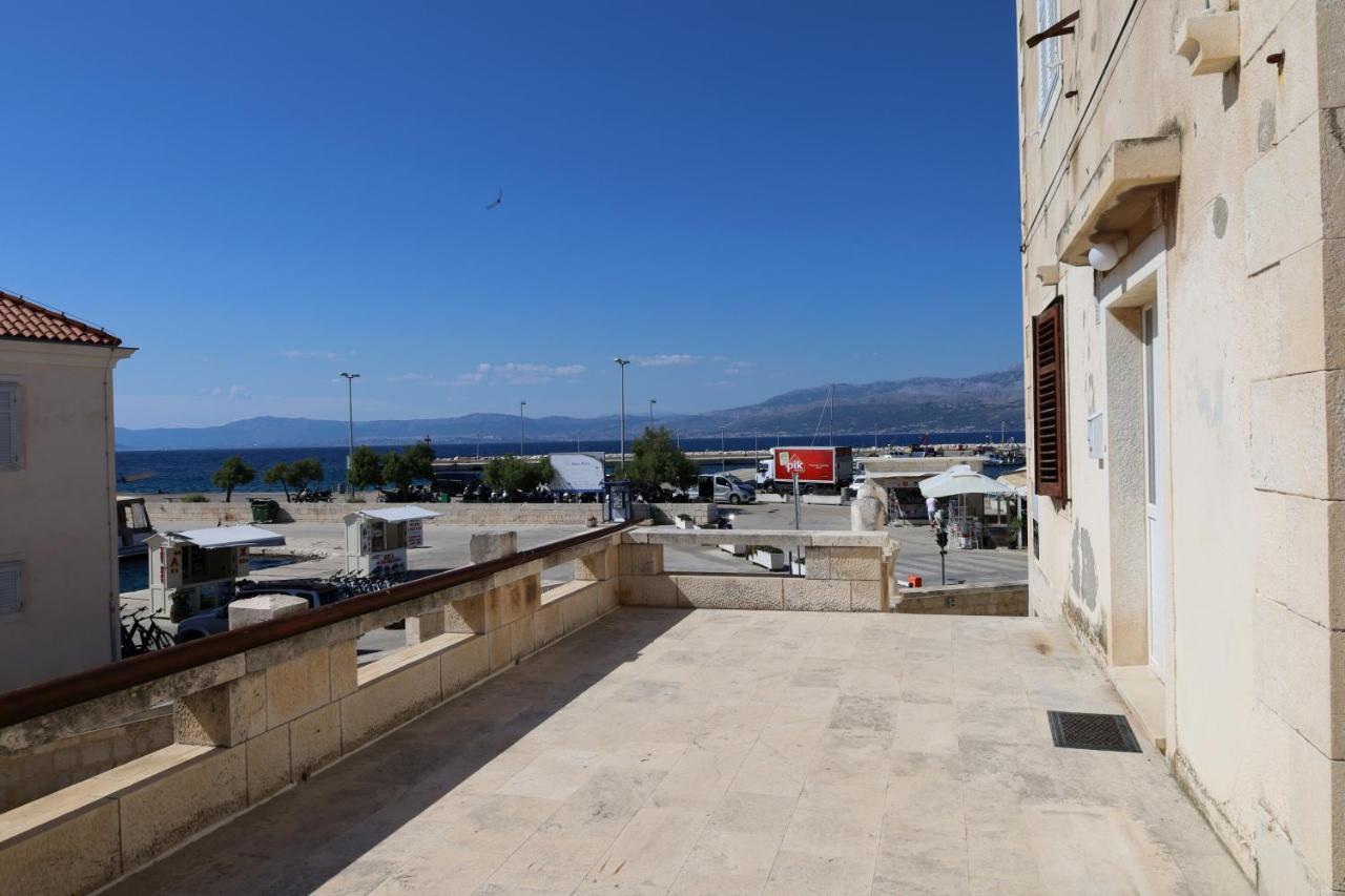 Apartman Dajana Supetar Exteriör bild