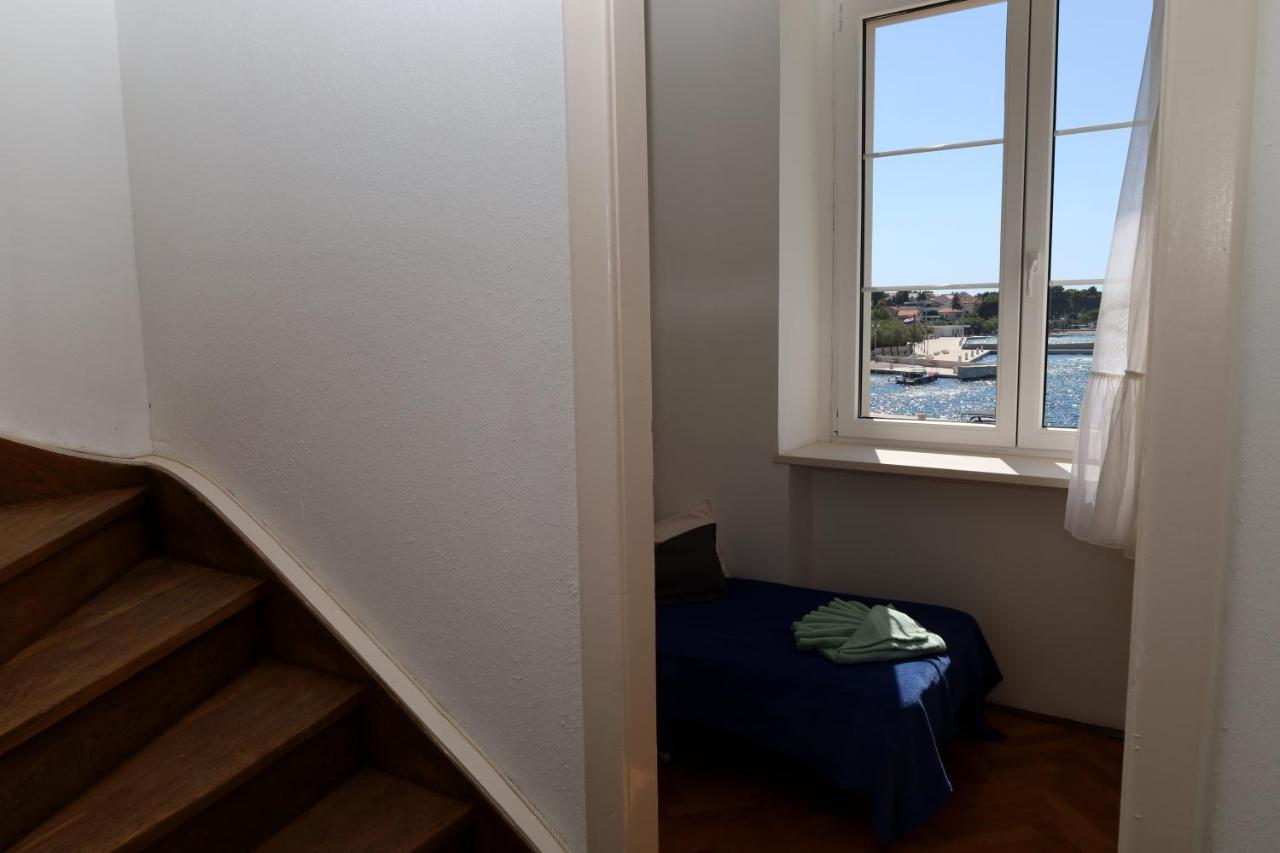 Apartman Dajana Supetar Exteriör bild